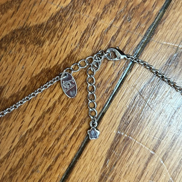 Lauren Adams Daisy  Love Necklace - Picture 6 of 7